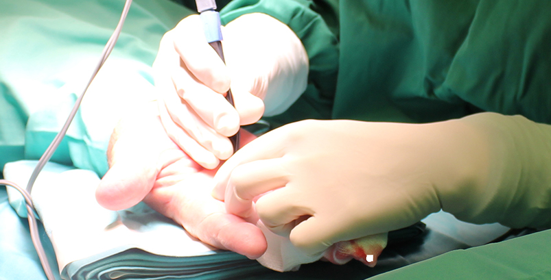 ניתוחי כף יד ושורש כף היד - ד״ר אסתר רובינראוט מנתחת כף יד